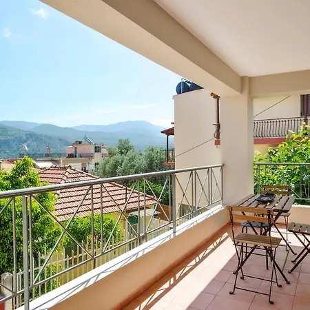 Apartment Garbis View